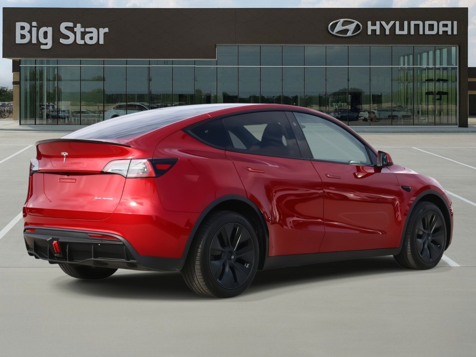 Used 2024 Tesla Model Y Long Range image 4