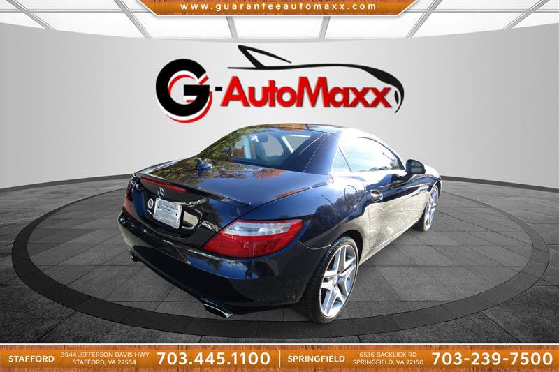 Used 2015 Mercedes-Benz SLK 250 image 5