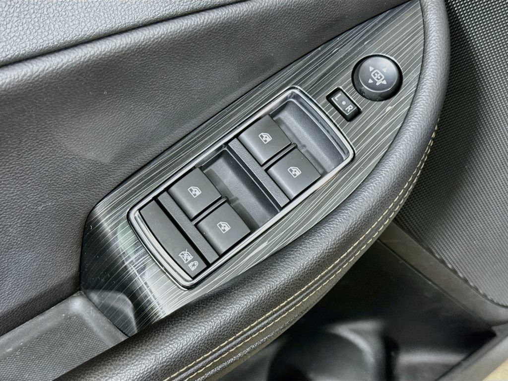 Used 2020 Chevrolet Impala Premier FWD image 17