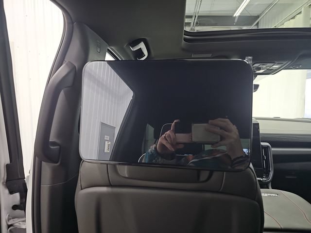 New 2026 GMC Yukon XL AT4 Ultimate AWD/4WD image 45