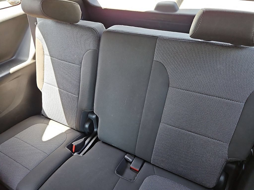 Certified 2023 Chevrolet Traverse LT FWD image 11