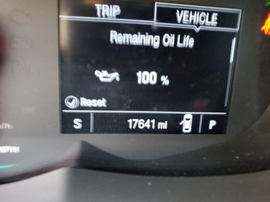 Used 2019 Chevrolet Trax LT w/ LT Convenience Package image 15