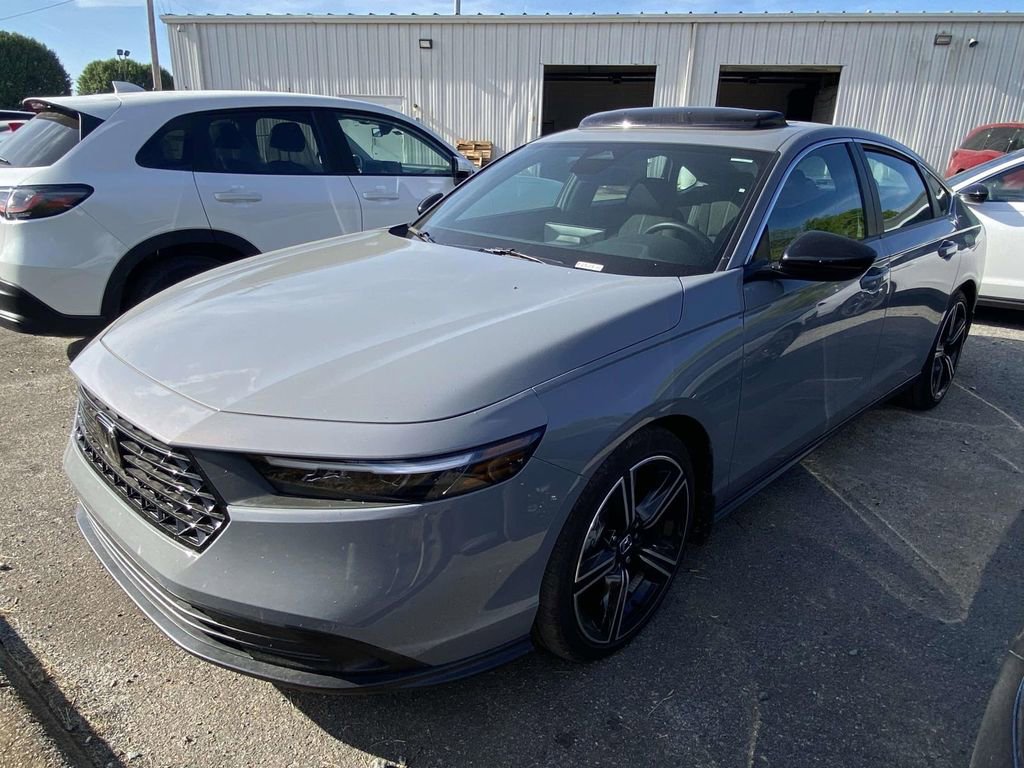 Certified 2025 Honda Accord Sport image 1