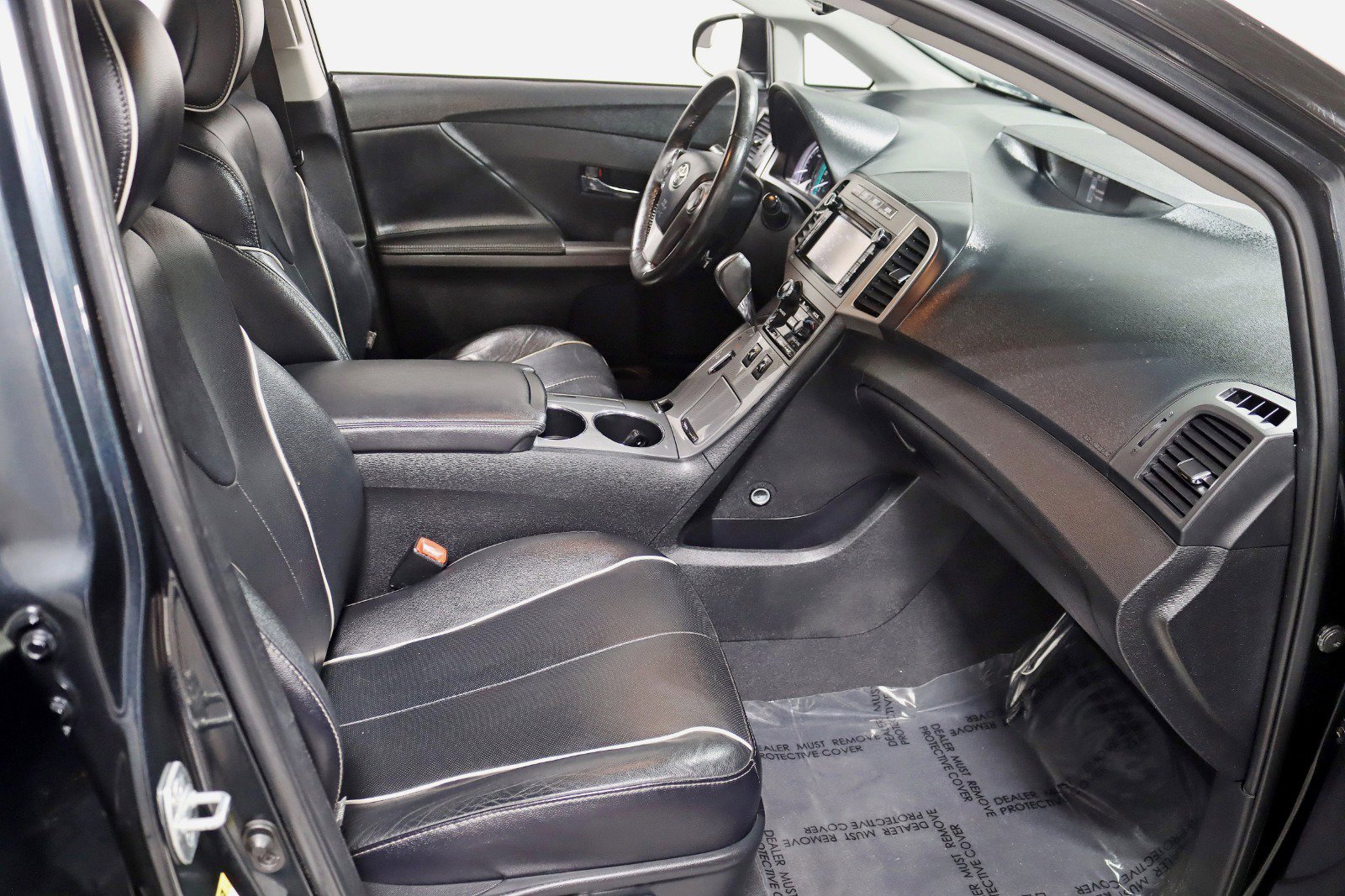 Used 2013 Toyota Venza XLE image 27