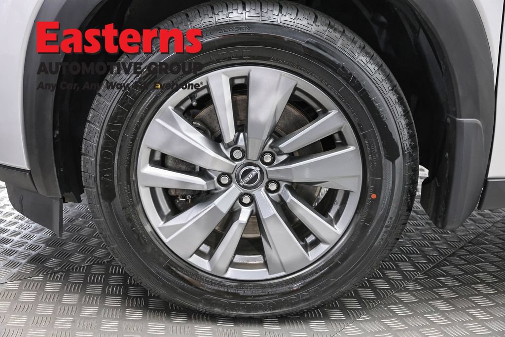 Used 2023 Nissan Pathfinder S AWD/4WD image 34