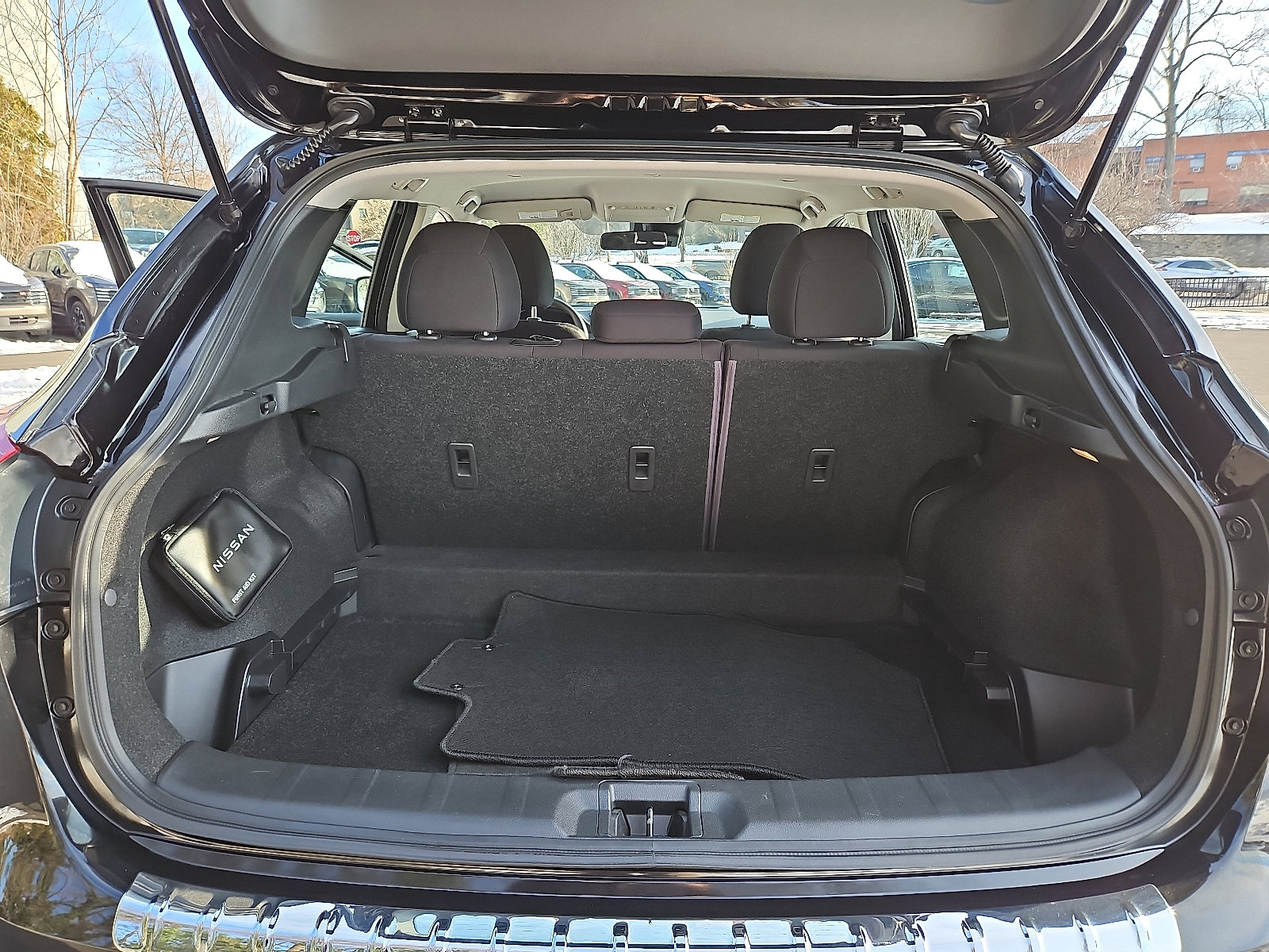 Certified 2022 Nissan Rogue Sport S image 27