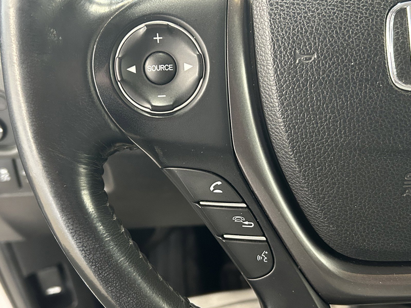 Used 2019 Honda Ridgeline RTL image 25