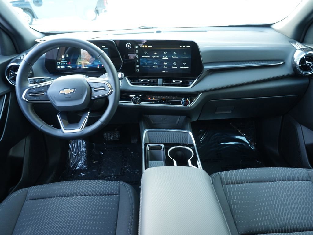 Used 2025 Chevrolet Equinox LT image 25