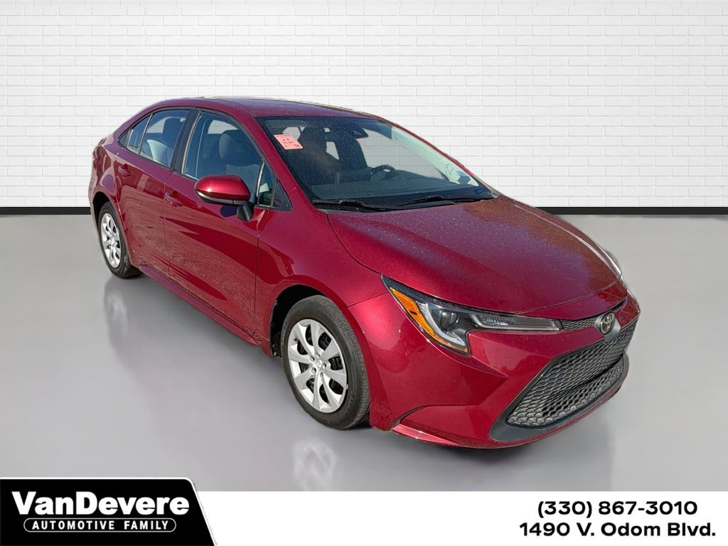 Used 2022 Toyota Corolla LE FWD image 1