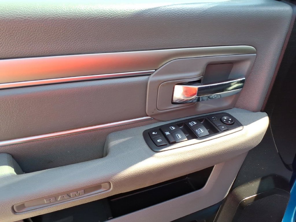 Used 2020 RAM 1500 Warlock AWD/4WD image 12
