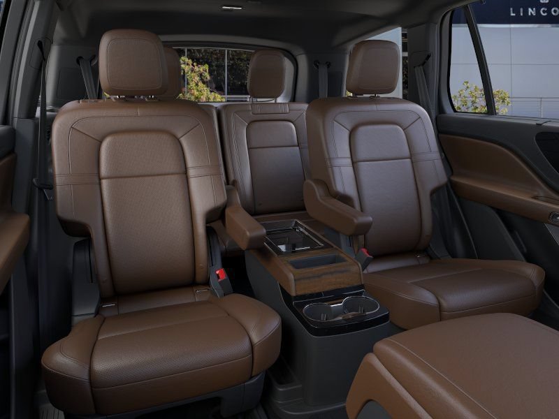 New 2026 Lincoln Aviator Reserve AWD/4WD image 11