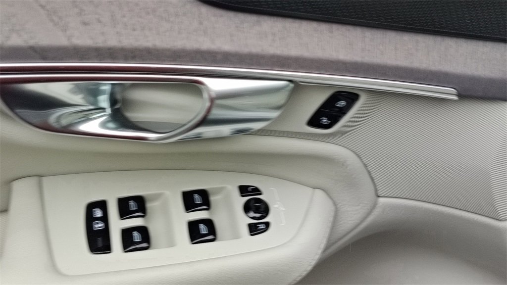 New 2026 Volvo XC90 B6 Ultra image 10