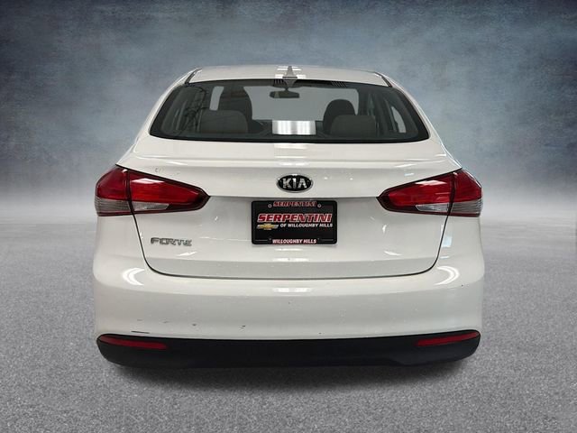 Used 2017 Kia Forte LX image 8