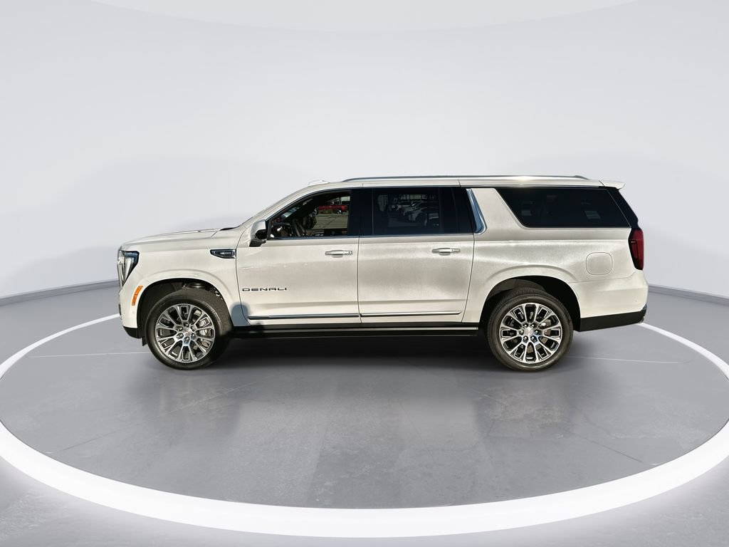 Used 2026 GMC Yukon XL Denali w/ Denali Reserve Package RWD image 5