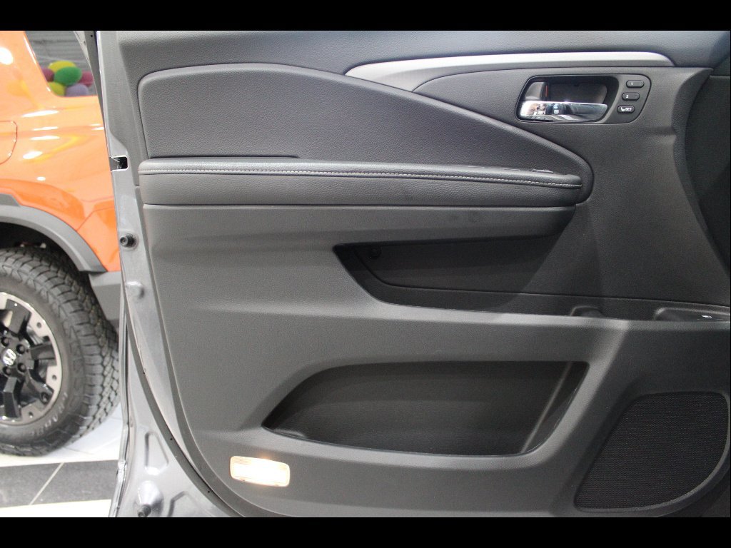 Used 2023 Honda Ridgeline RTL-E image 15
