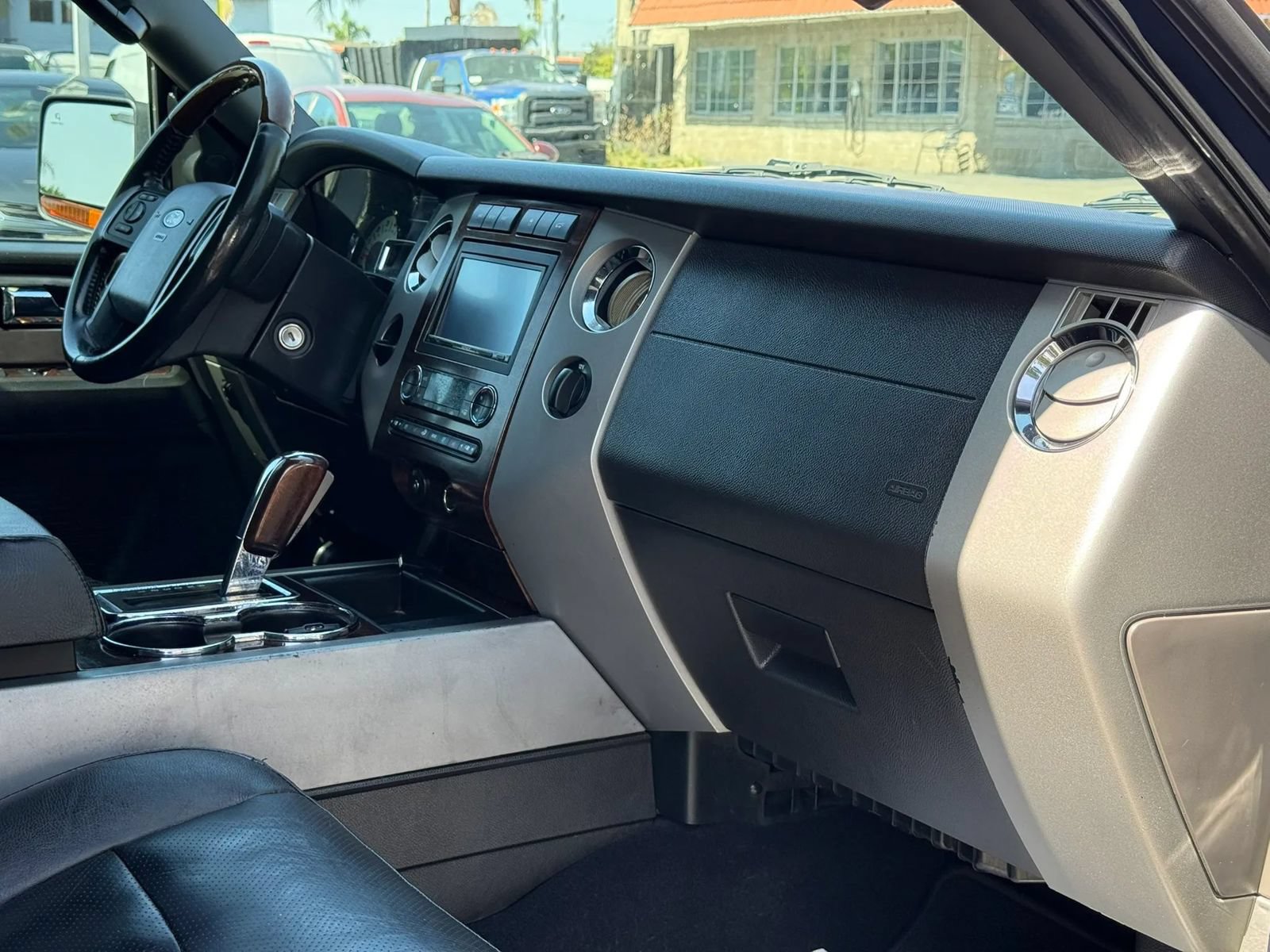 Used 2008 Ford Expedition EL Limited RWD image 18