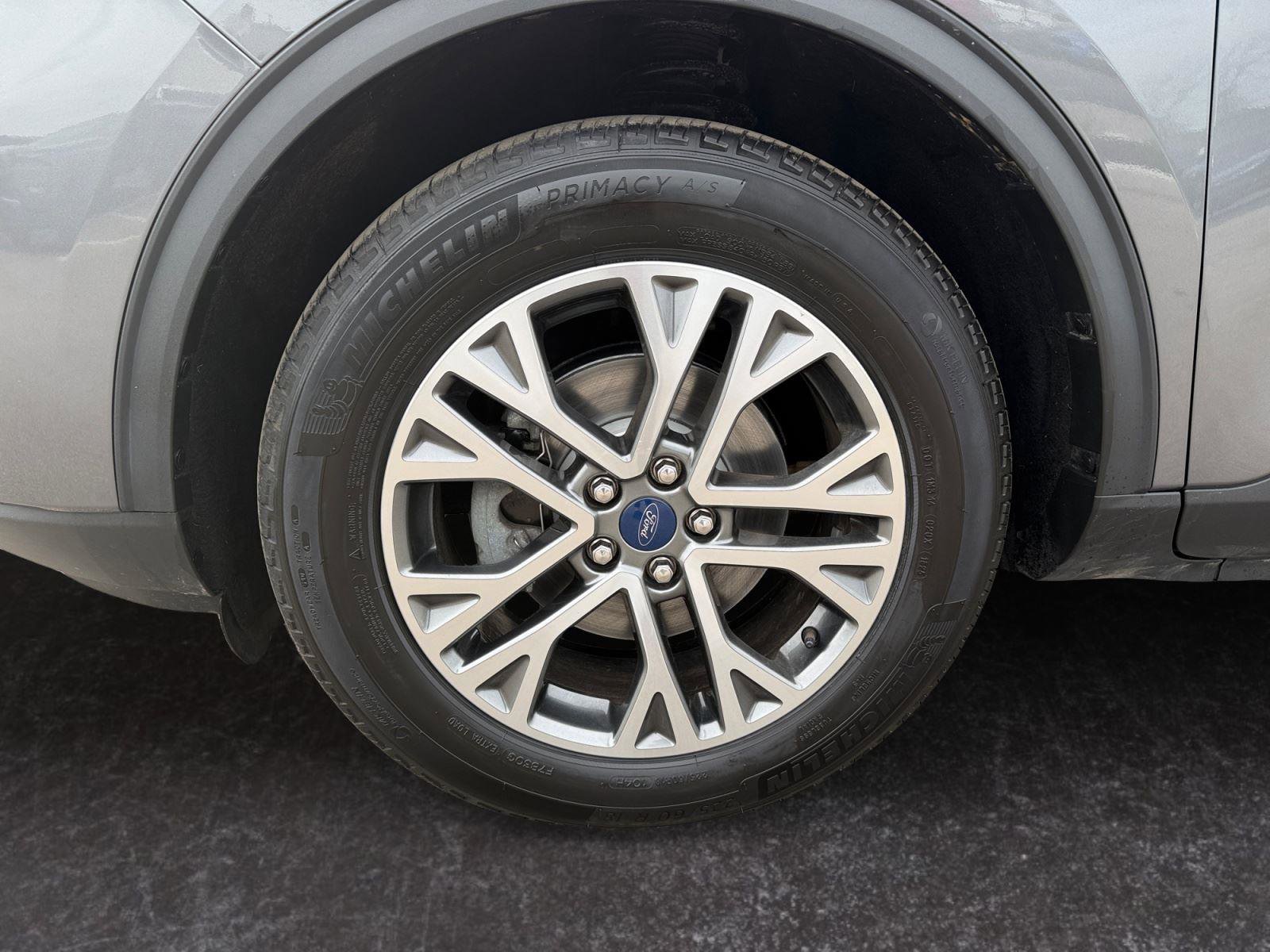 Used 2021 Ford Escape SEL image 15