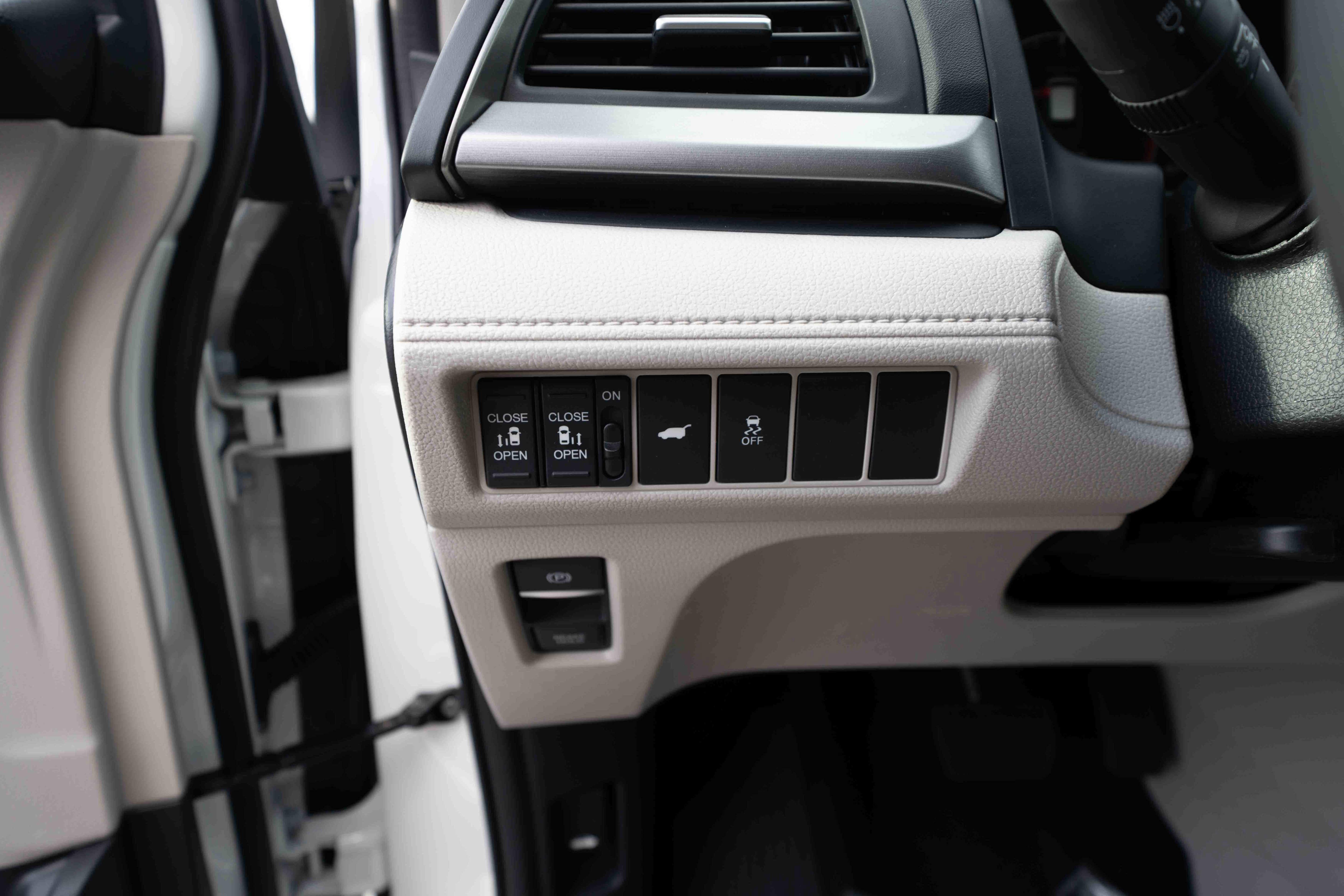 New 2026 Honda Odyssey EX-L image 11