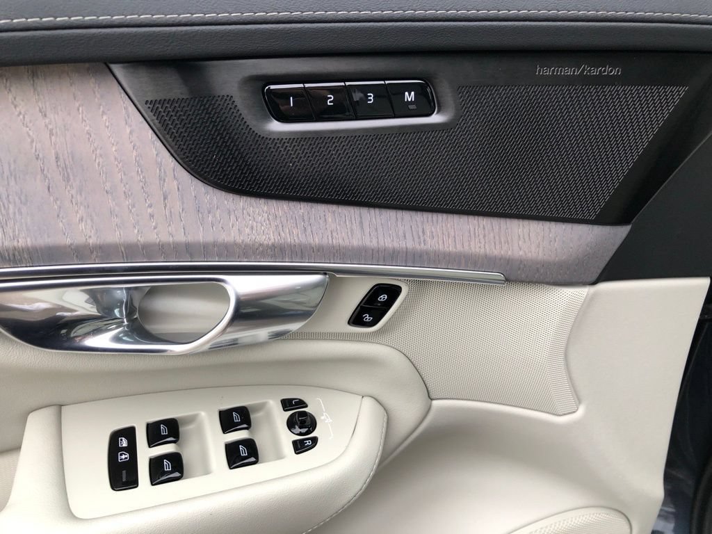New 2026 Volvo XC90 B6 Ultra w/ Protection Package AWD/4WD image 5