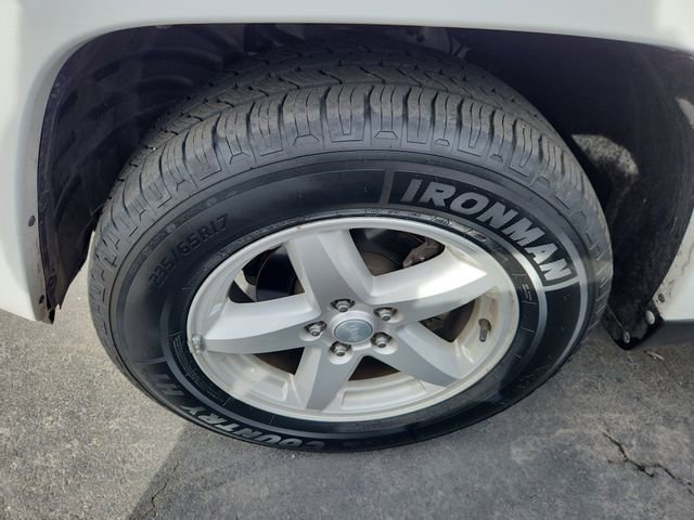 Used 2012 Jeep Liberty Limited image 16