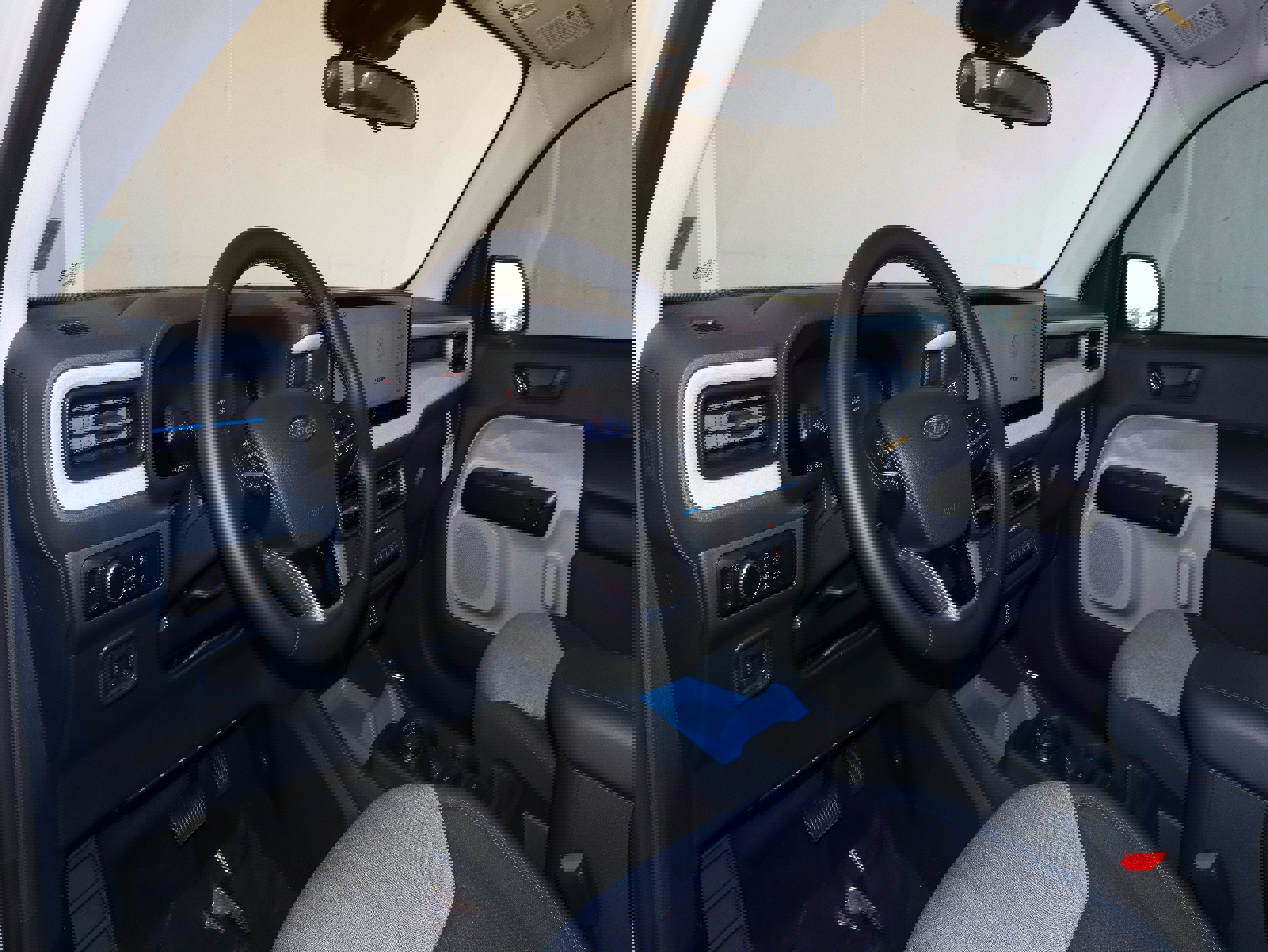 New 2025 Ford Maverick XLT w/ XLT Luxury Package image 23