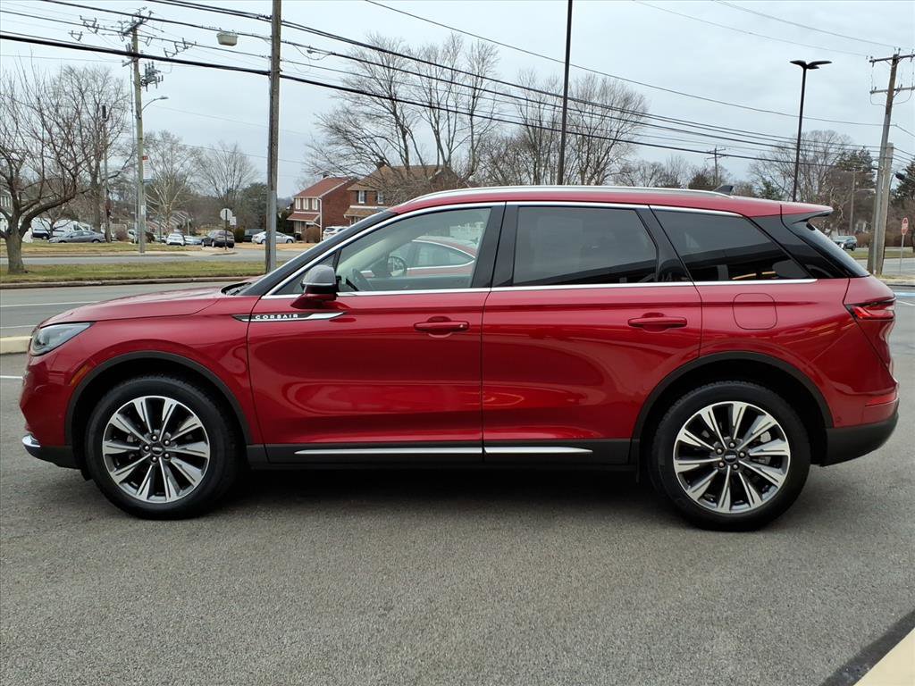 Certified 2022 Lincoln Corsair Reserve w/ Equipment Group 201A image 6