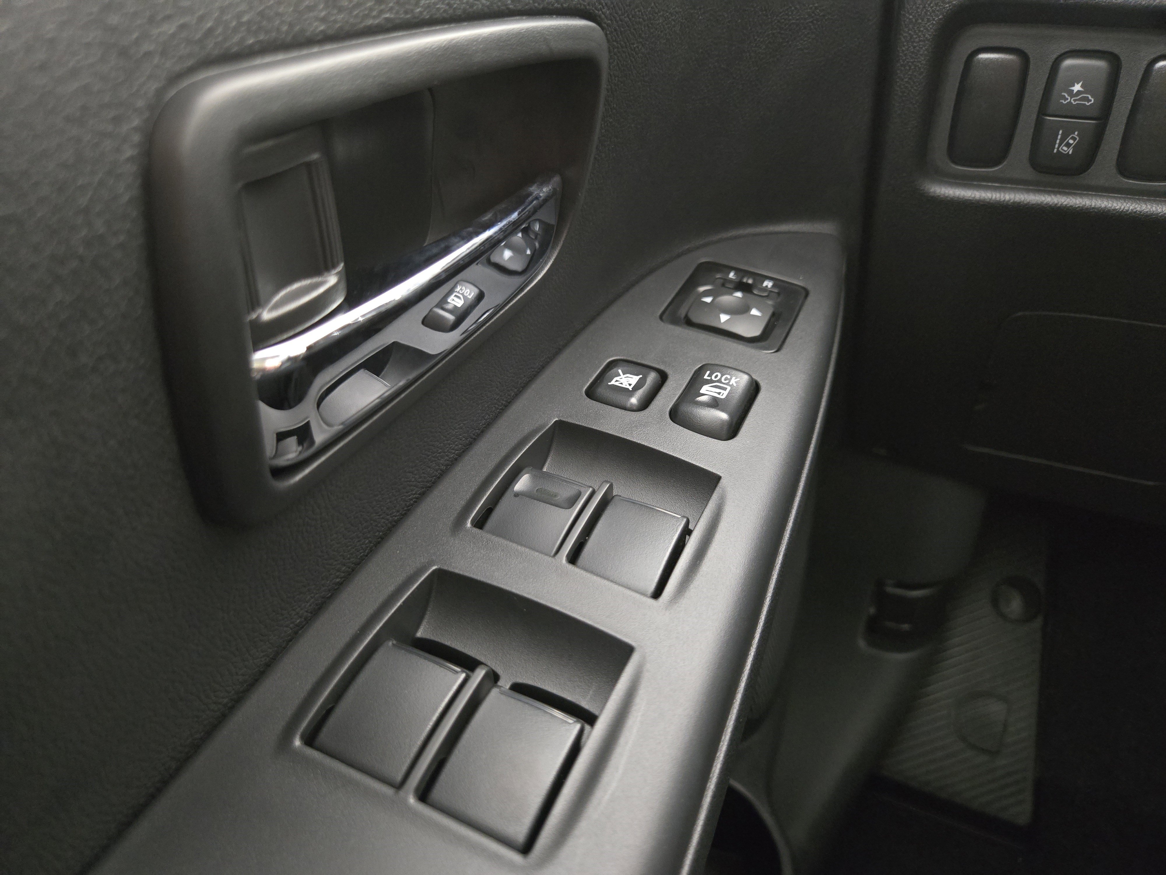 New 2025 Mitsubishi Outlander Sport ES image 26