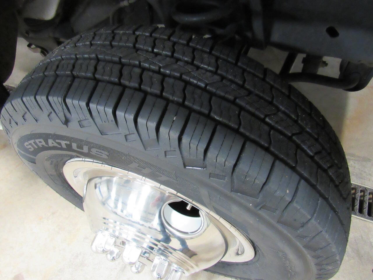 Used 2024 Ford E-350 and Econoline 350 Super Duty w/ Power Windows & Locks Group image 26