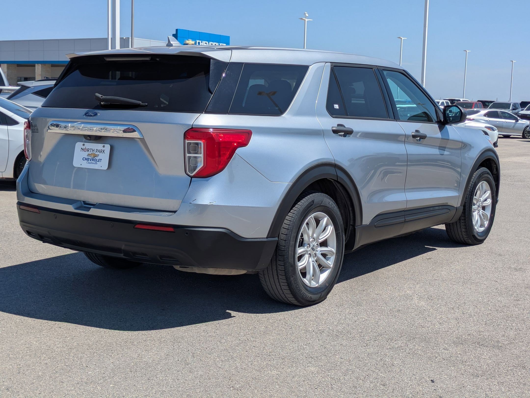 Used 2020 Ford Explorer 2WD image 3