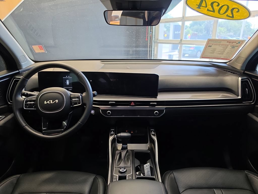 Certified 2024 Kia Sorento S w/ Panoramic Sunroof Package FWD image 19