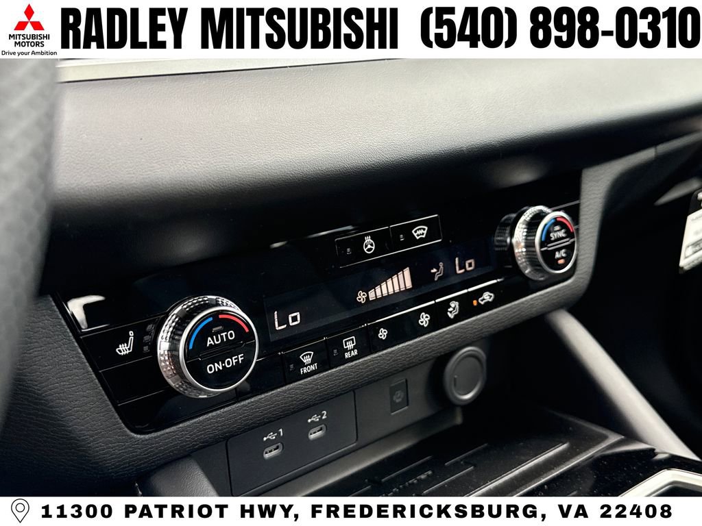 New 2026 Mitsubishi Outlander Trail Edition image 10