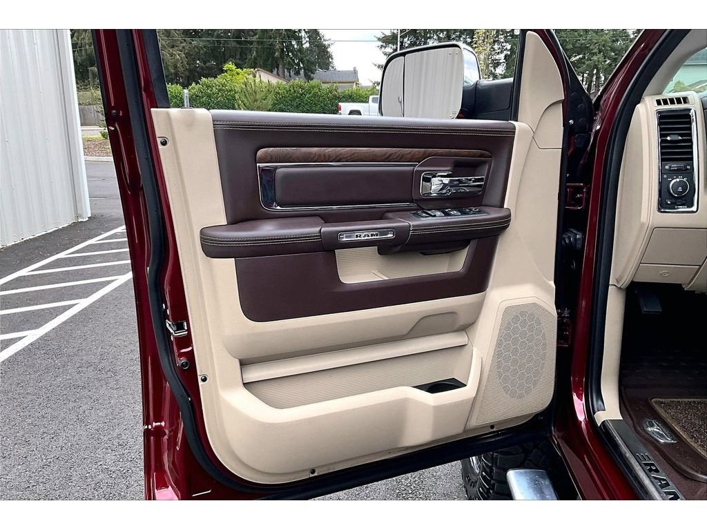 Used 2017 RAM 2500 Longhorn w/ Convenience Group AWD/4WD image 23