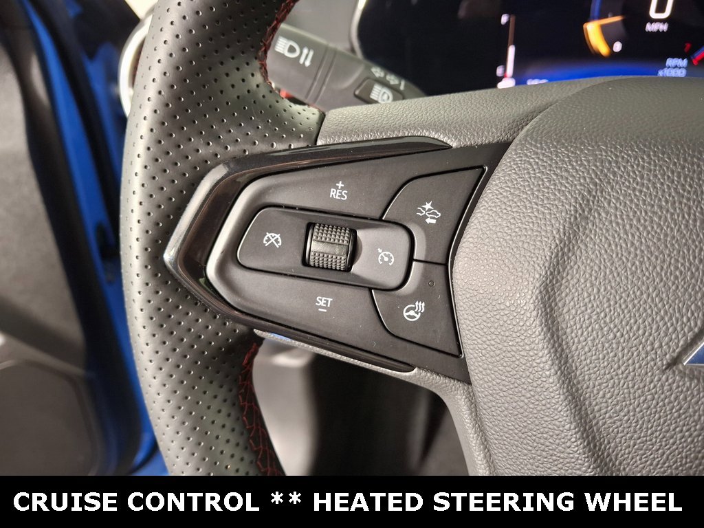 Used 2024 Chevrolet Trax RS w/ Sunroof Package image 13