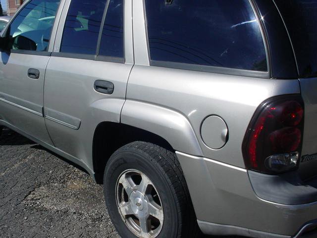 Used 2002 Chevrolet TrailBlazer LT w/ Driver Convenience Pkg image 12