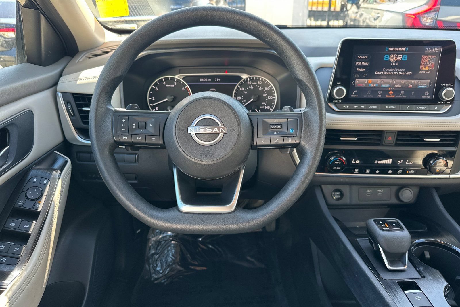 Used 2024 Nissan Rogue SV AWD/4WD image 18