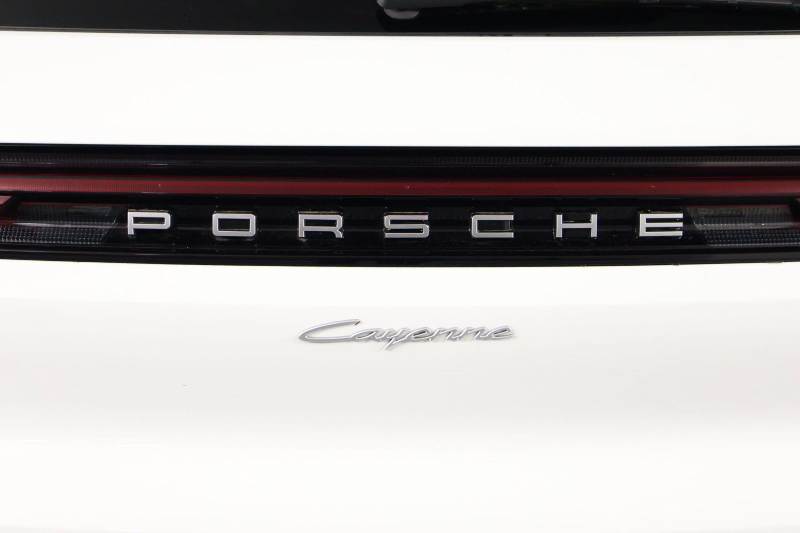 Certified 2026 Porsche Cayenne AWD/4WD image 22