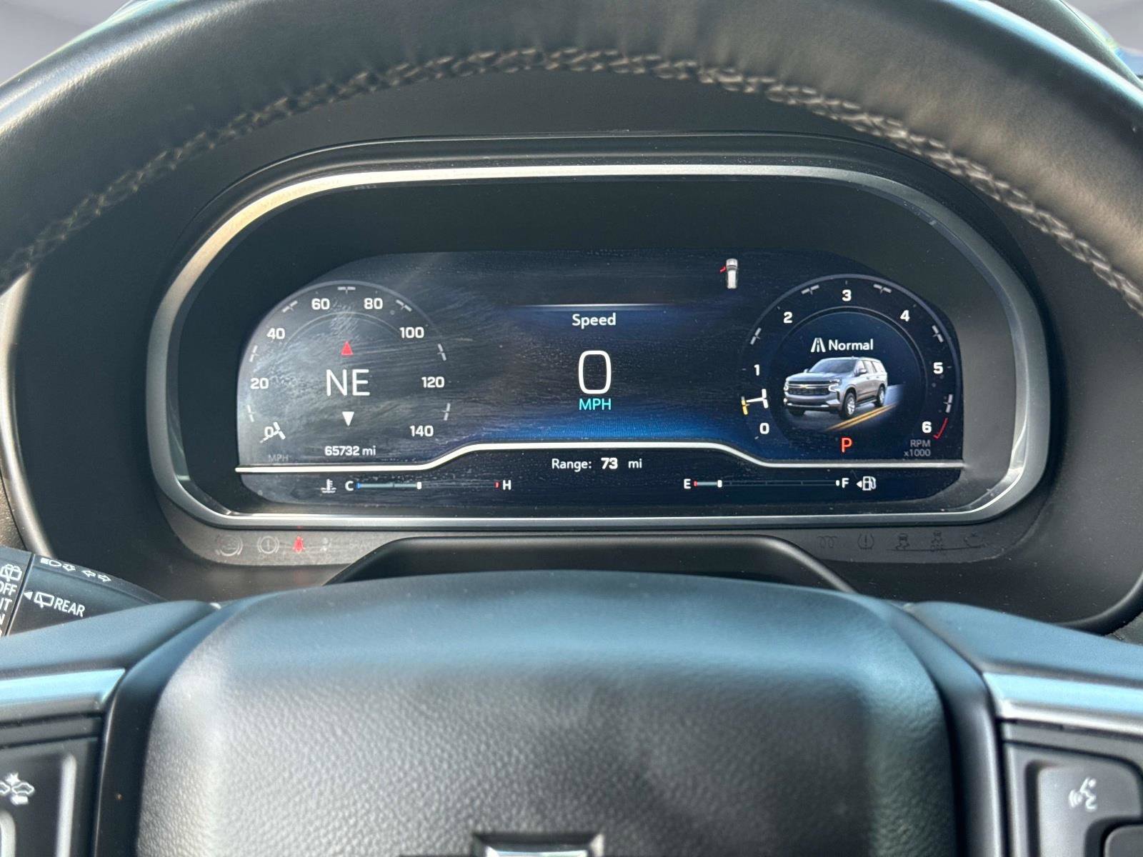 Used 2023 Chevrolet Suburban Premier image 31