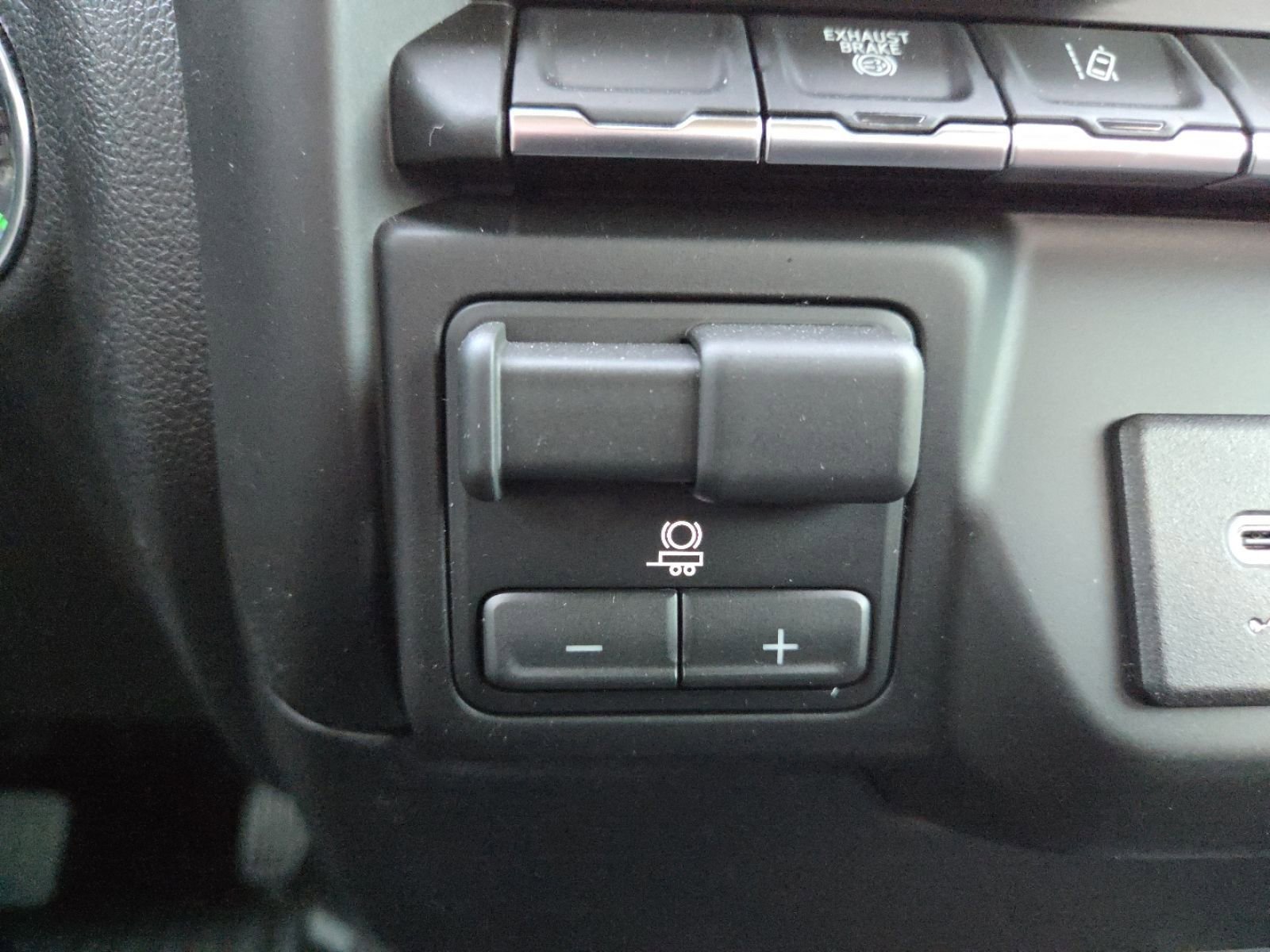 New 2026 GMC Sierra 3500 Pro w/ Convenience Package image 7