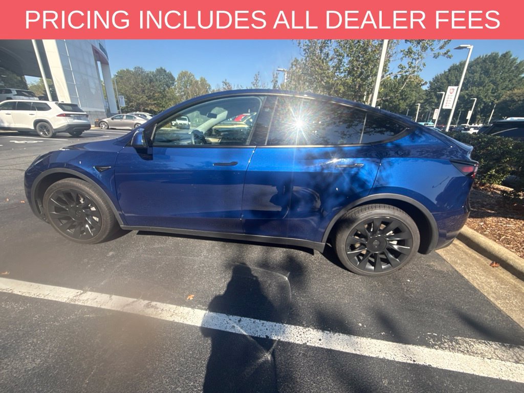 Used 2023 Tesla Model Y Long Range AWD/4WD image 3