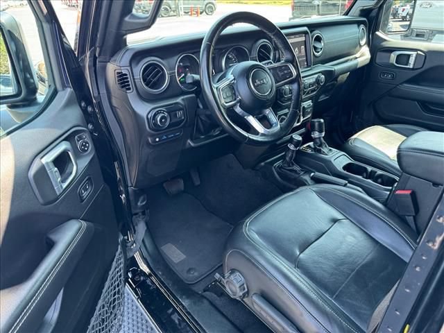 Used 2023 Jeep Wrangler Unlimited Sahara w/ Cold Weather Group AWD/4WD image 10