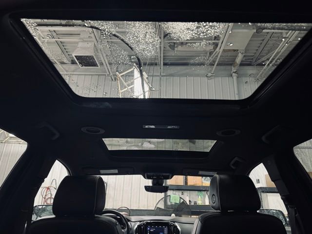 Used 2022 Chevrolet Traverse Premier w/ LPO, Floor Liner Package image 24