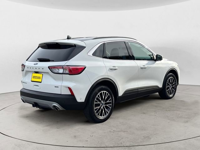 Used 2021 Ford Escape Titanium w/ Titanium Premium Package FWD image 5