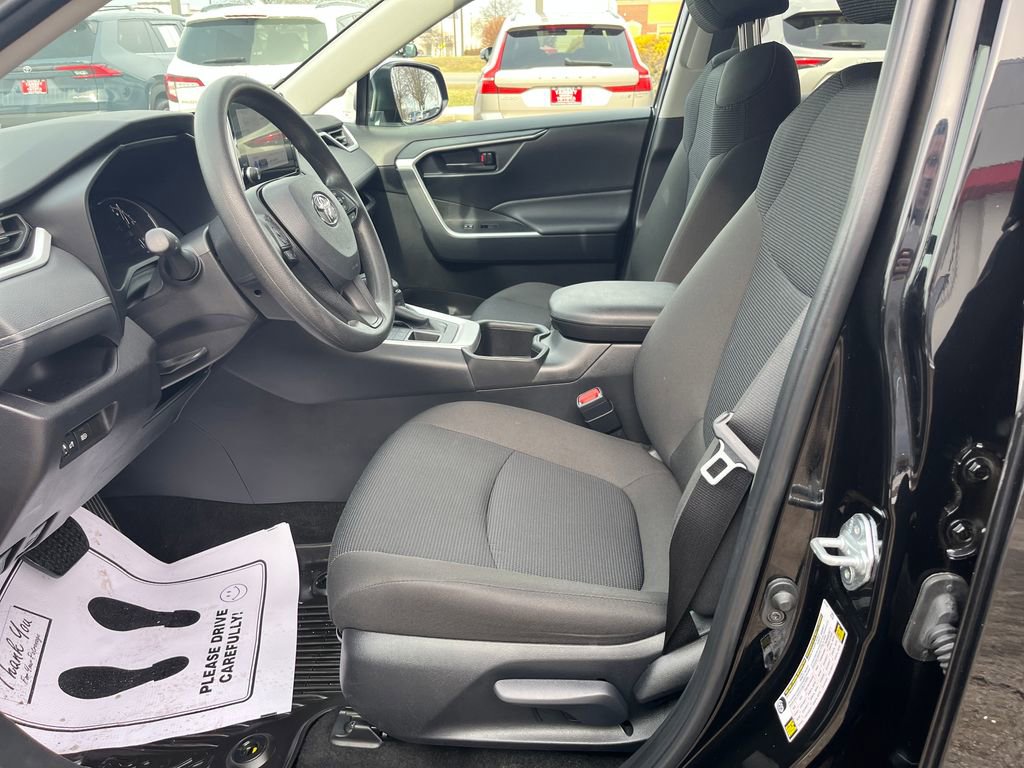 Certified 2024 Toyota RAV4 LE image 9