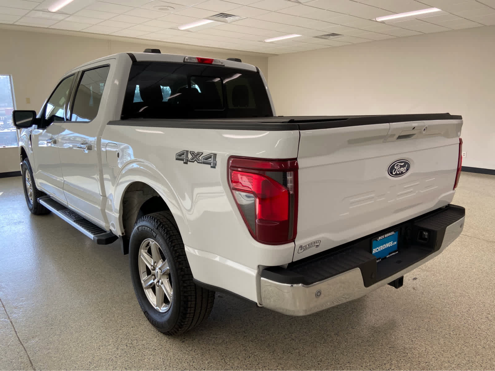 Used 2025 Ford F150 XLT w/ Equipment Group 302A MID image 10