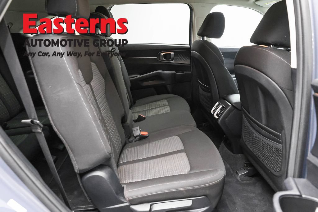 Used 2022 Kia Sorento LX FWD image 22