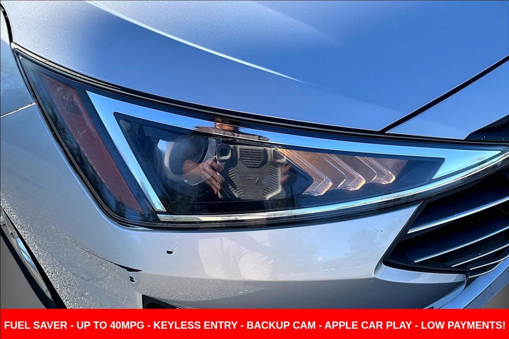 Used 2020 Hyundai Elantra SEL FWD image 34