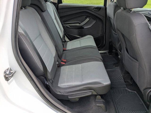 Used 2017 Ford Escape S image 31