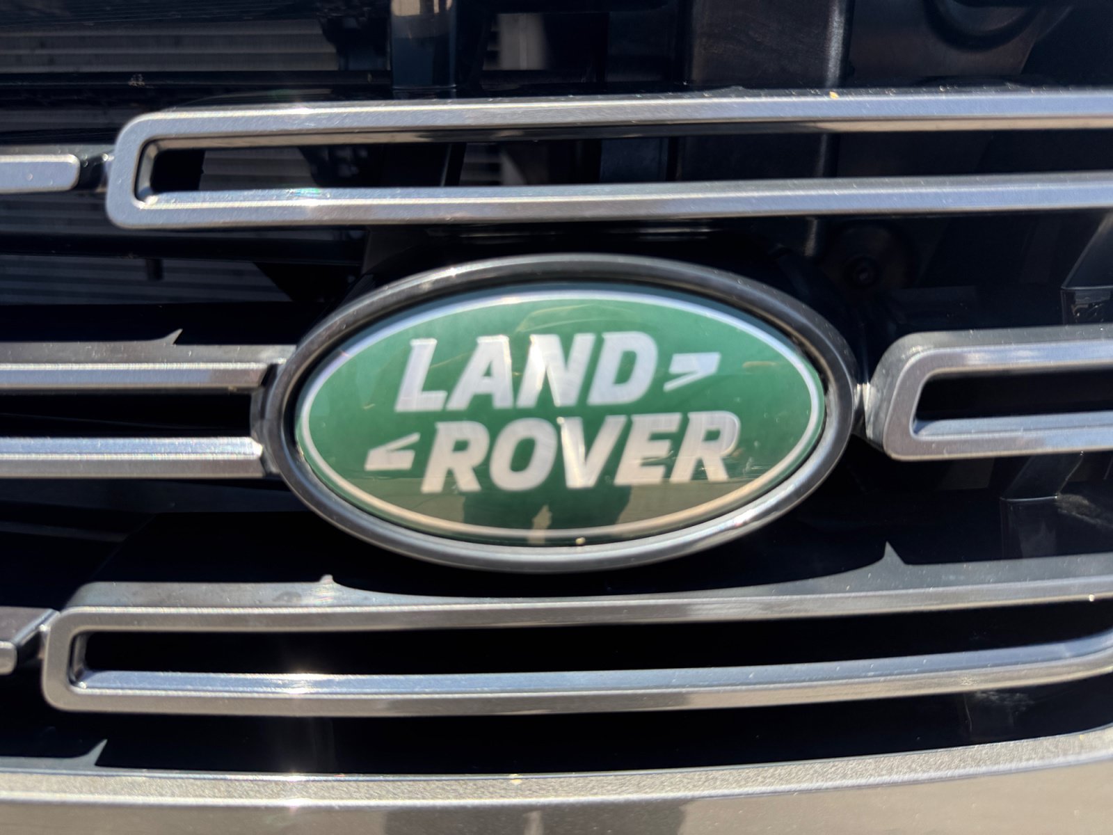 Used 2026 Land Rover Range Rover Long Wheelbase SE AWD/4WD image 9