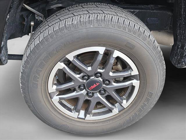 Used 2024 Toyota Tacoma TRD Sport RWD image 5