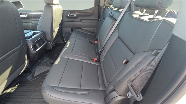 New 2026 GMC Sierra 1500 SLT w/ SLT Premium Package image 28